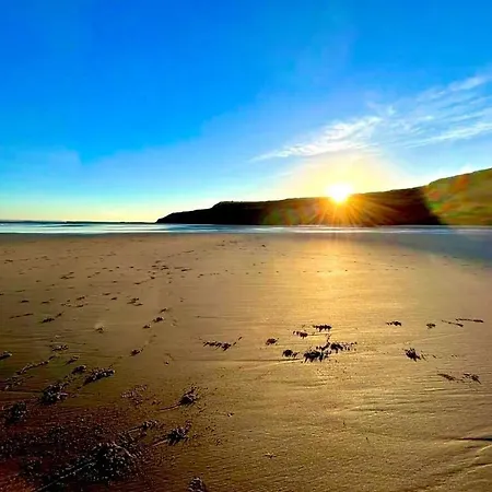 Lodge Sea Breeze Scarborough